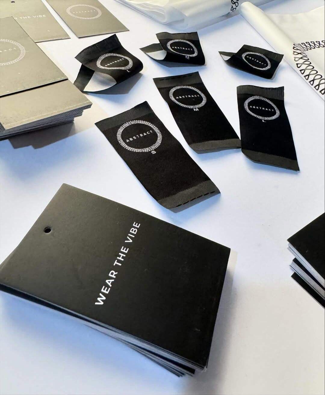 Your brand deserves a premium first impression! ✨ From custom Zip-lock Packaging Bags to high-definition Woven Labels, we provide a complete branding suite for fashion startups and established labels. 🌍 PrimeLabels — Prime Labels work sample